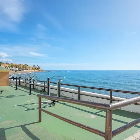 Apartment Comfortable In With Pool And Garden 68 M² *